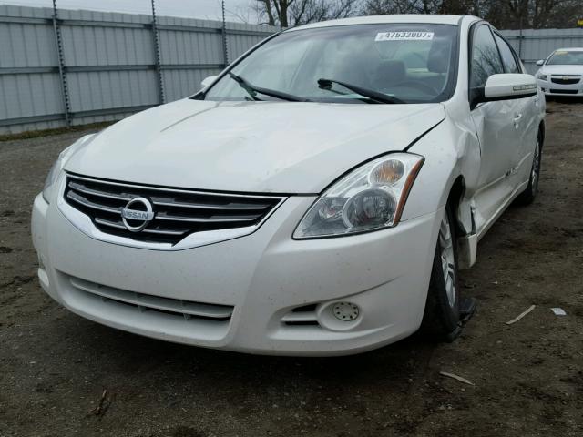 1N4AL2APXBN493006 - 2011 NISSAN ALTIMA BAS WHITE photo 2