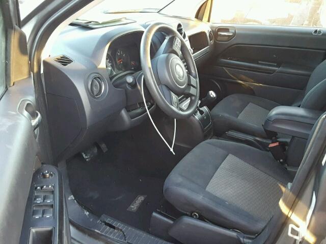 1C4NJDBB8CD522719 - 2012 JEEP COMPASS SP ნაცრისფერი ფოტო 9