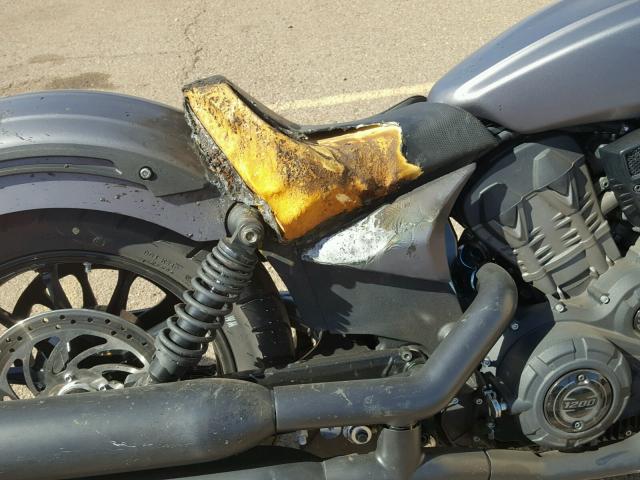 5VPFTB003H3001331 - 2017 VICTORY MOTORCYCLES OCTANE SILVER photo 9