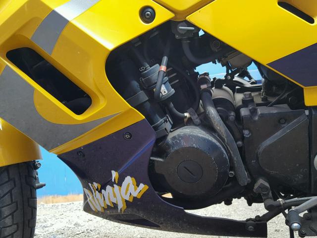 JKAEXMF151A079017 - 2001 KAWASAKI EX250 F YELLOW photo 7