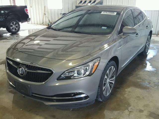 1G4ZP5SSXHU172373 - 2017 BUICK LACROSSE E 灰色 照片 2