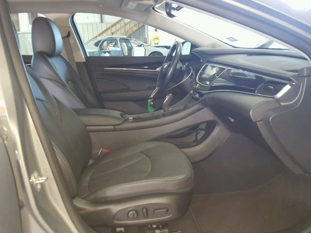 1G4ZP5SSXHU172373 - 2017 BUICK LACROSSE E 灰色 照片 5