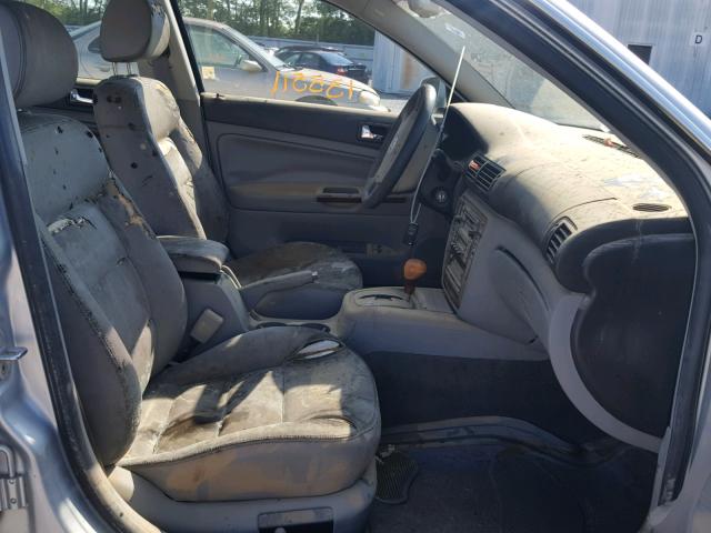 WVWTH63B82P242292 - 2002 VOLKSWAGEN PASSAT GLX SILVER photo 5