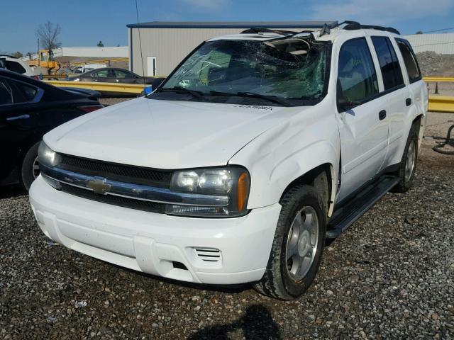 1GNDS13S772137246 - 2007 CHEVROLET TRAILBLAZE WHITE photo 2