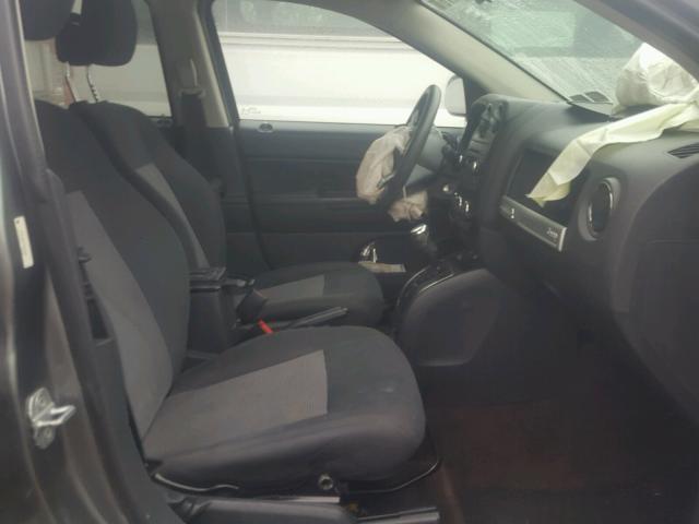 1C4NJCBA7ED523803 - 2014 JEEP COMPASS SP 灰色 照片 5