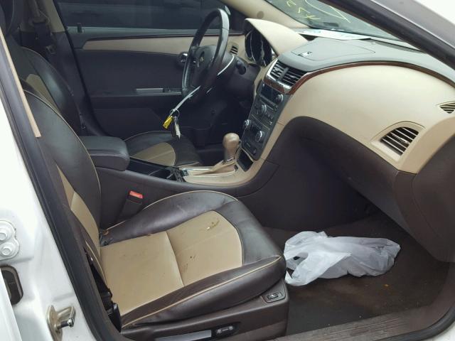 1G1ZE5E19BF133372 - 2011 CHEVROLET MALIBU LTZ 白色 照片 5