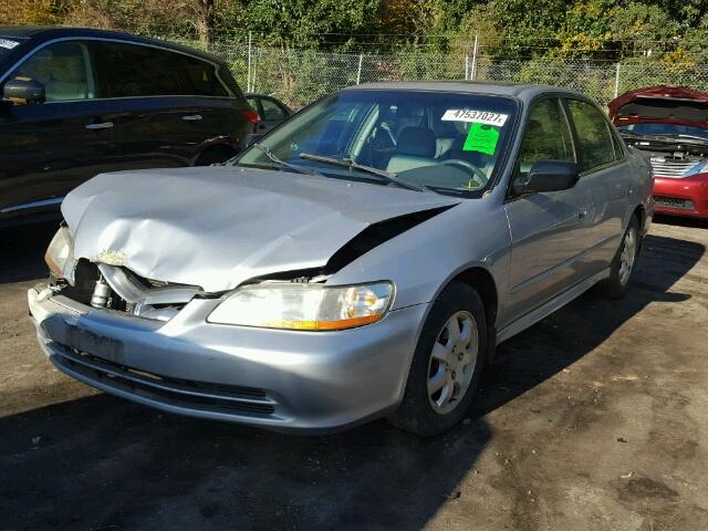 1HGCG566X1A098114 - 2001 HONDA ACCORD EX SILVER photo 2