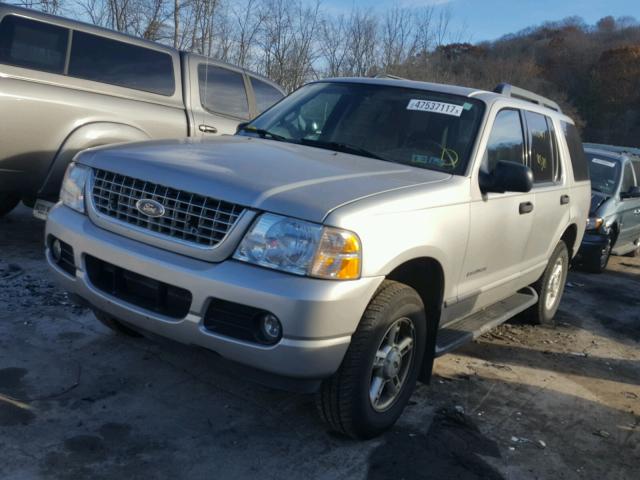 1FMZU73K35ZA57390 - 2005 FORD EXPLORER X SILVER photo 2