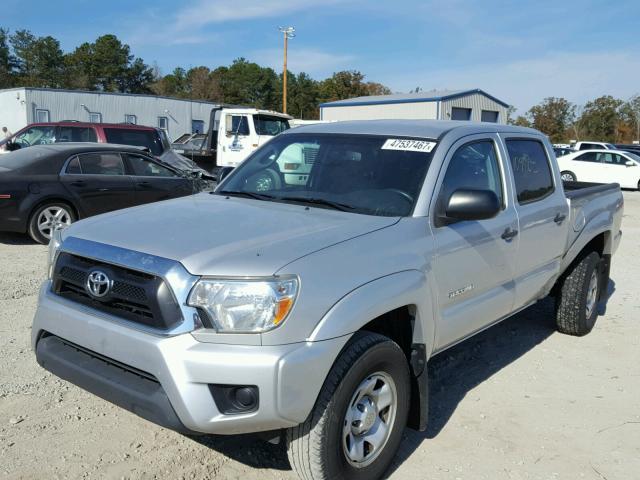 5TFJX4GN3DX018854 - 2013 TOYOTA TACOMA DOU SILVER photo 2