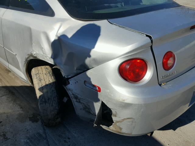 1G1AT18H697185065 - 2009 CHEVROLET COBALT LT SILVER photo 9