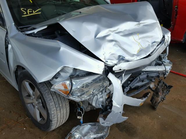 1G1ZC5E06CF163718 - 2012 CHEVROLET MALIBU 1LT ვერცხლისფერი ფოტო 9