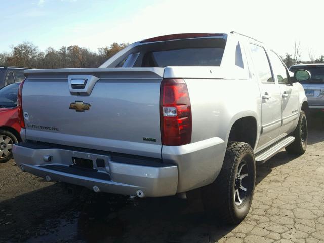 3GNTKFE38BG169430 - 2011 CHEVROLET AVALANCHE SILVER photo 4