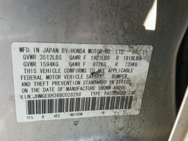 JHMGE8H36BC028298 - 2011 HONDA FIT SILVER photo 10