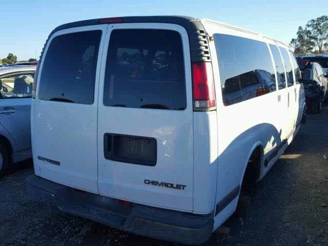 1GAHG39J7Y1138094 - 2000 CHEVROLET EXPRESS G3 WHITE photo 4