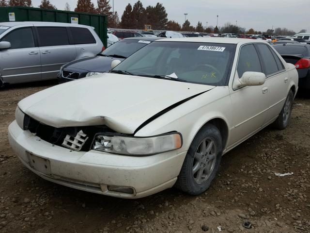 1G6KY5496YU286483 - 2000 CADILLAC SEVILLE ST WHITE photo 2