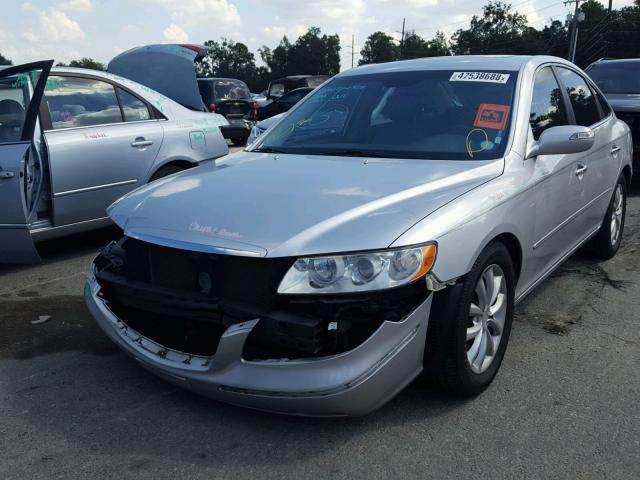 KMHFC46F88A295435 - 2008 HYUNDAI AZERA SE SILVER photo 2