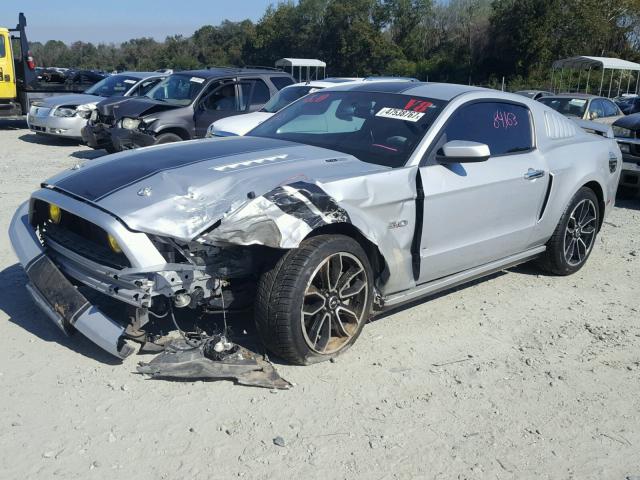 1ZVBP8CF5D5267577 - 2013 FORD MUSTANG GT SILVER photo 2