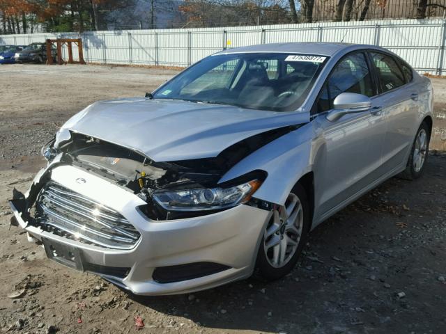 3FA6P0H73FR156054 - 2015 FORD FUSION SE SILVER photo 2