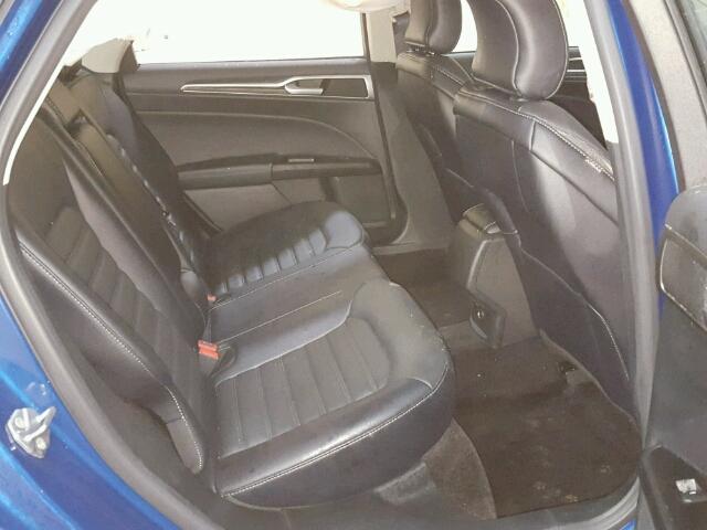 3FA6P0H98HR266814 - 2017 FORD FUSION SE BLUE photo 6