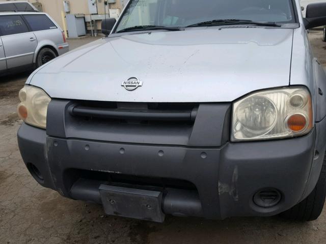 1N6ED27T81C339947 - 2001 NISSAN FRONTIER C SILVER photo 9