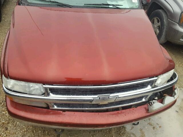 1GNEC16Z42J208007 - 2002 CHEVROLET SUBURBAN C RED photo 7