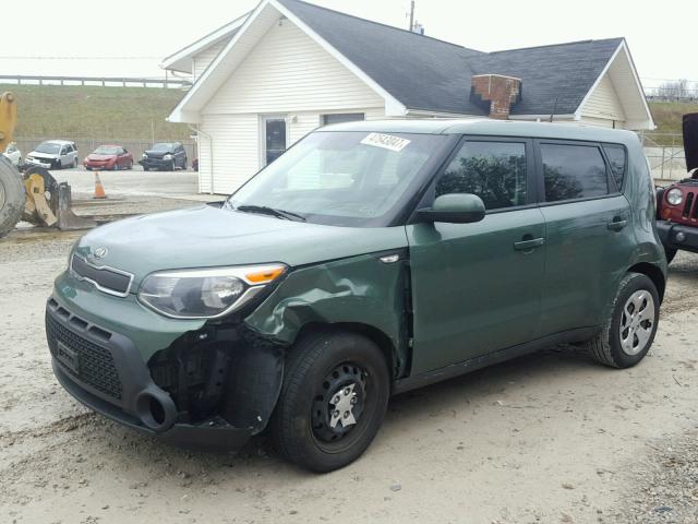 KNDJN2A29E7032767 - 2014 KIA SOUL GREEN photo 2