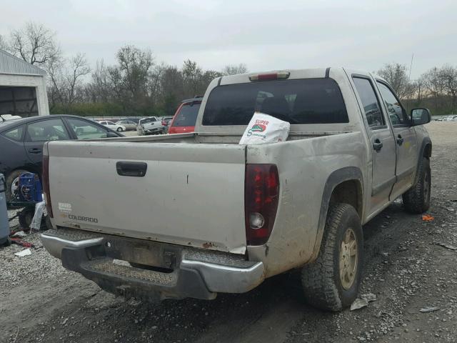 1GCDT33E188188025 - 2008 CHEVROLET COLORADO L GRAY photo 4