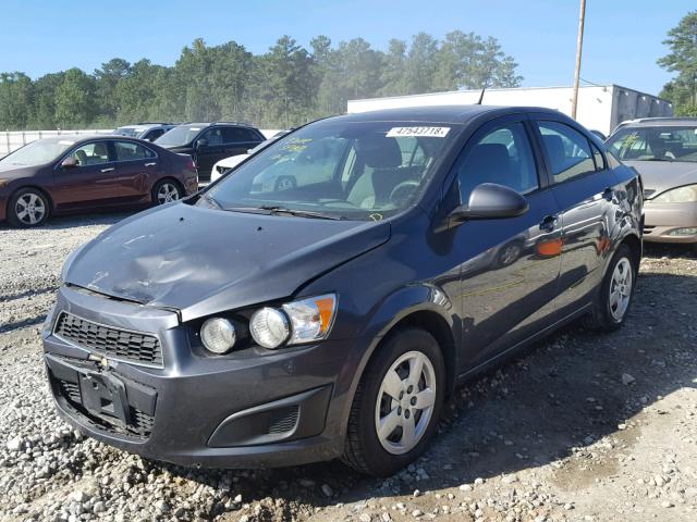 1G1JA5SH4D4218290 - 2013 CHEVROLET SONIC LS 石墨色 照片 2