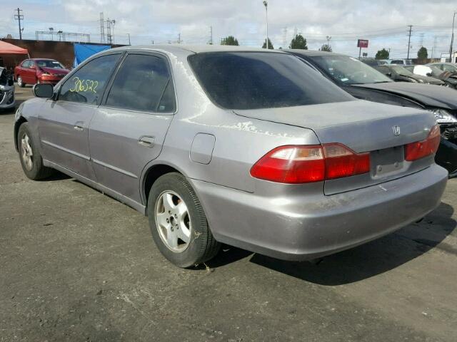 1HGCG1654YA029882 - 2000 HONDA ACCORD EX PURPLE photo 3