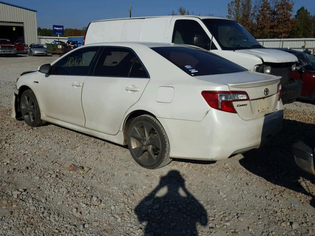 4T1BF1FK4CU633244 - 2012 TOYOTA CAMRY BASE WHITE photo 3