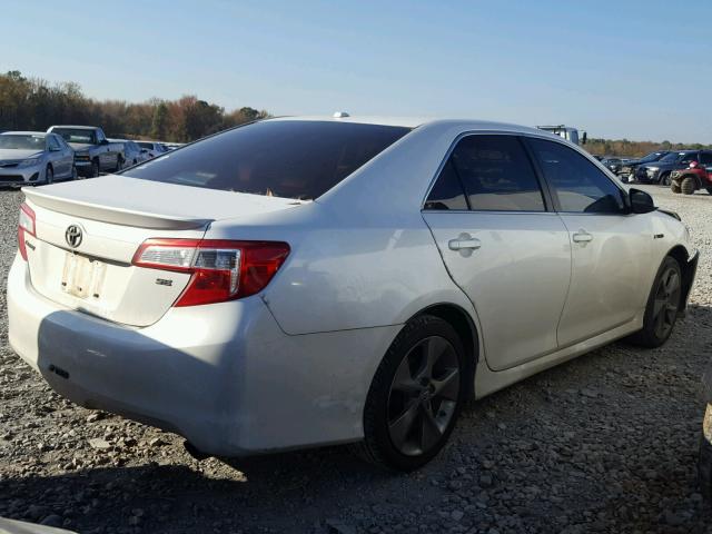 4T1BF1FK4CU633244 - 2012 TOYOTA CAMRY BASE WHITE photo 4