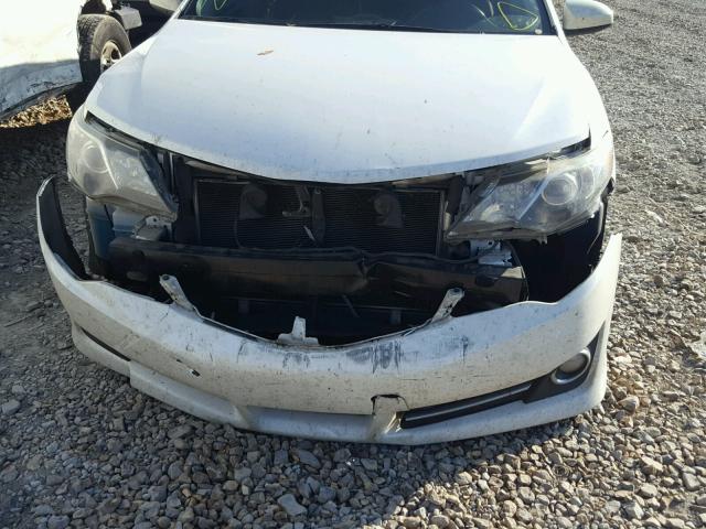 4T1BF1FK4CU633244 - 2012 TOYOTA CAMRY BASE WHITE photo 9