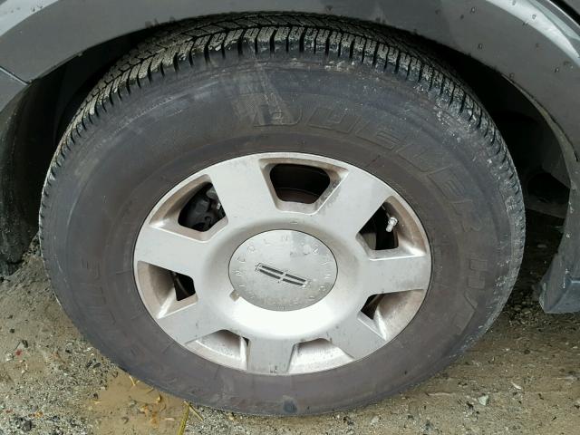 5LMFU28515LJ04232 - 2005 LINCOLN NAVIGATOR CHARCOAL photo 9