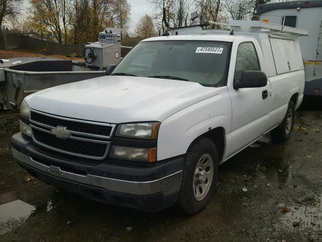 1GCEC14X37Z149373 - 2007 CHEVROLET SILVERADO WHITE photo 2