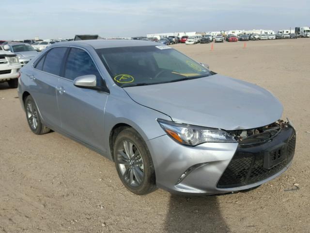 4T1BF1FK2HU813877 - 2017 TOYOTA CAMRY LE SILVER photo 1