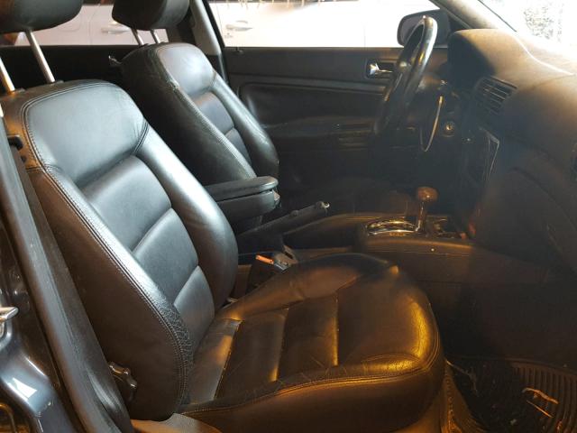 WVWLH63B01E033008 - 2001 VOLKSWAGEN PASSAT GLX BLACK photo 5