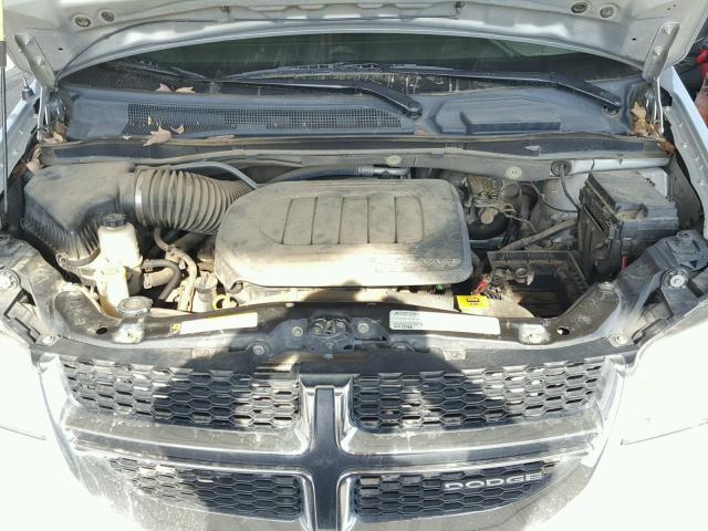 2D4RN4DG9BR765405 - 2011 DODGE GRAND CARA SILVER photo 7