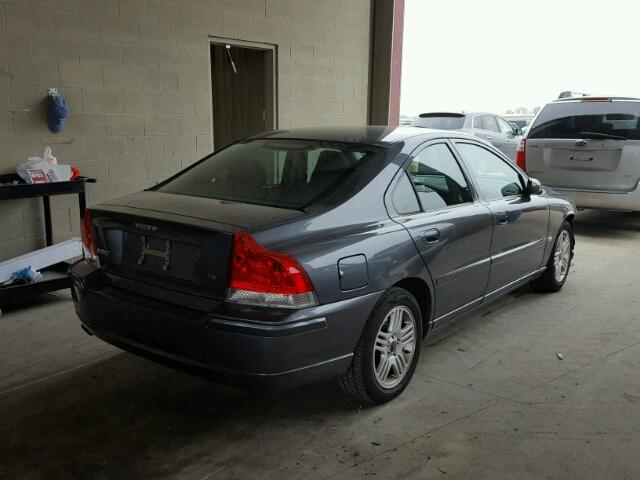 YV1RS592862554512 - 2006 VOLVO S60 2.5T GRAY photo 4