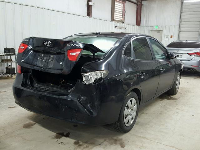 KMHDU46D58U385269 - 2008 HYUNDAI ELANTRA GL BLACK photo 4