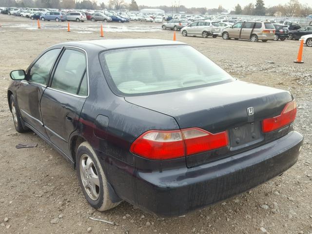 1HGCG5653WA179616 - 1998 HONDA ACCORD EX GREEN photo 3