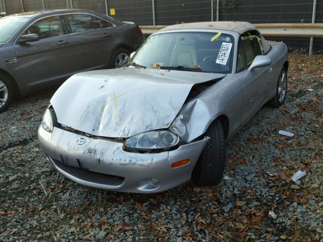 JM1NB353330306750 - 2003 MAZDA MX-5 MIATA SILVER photo 2