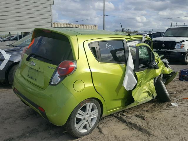 KL8CD6S9XDC535849 - 2013 CHEVROLET SPARK 1LT GREEN photo 4