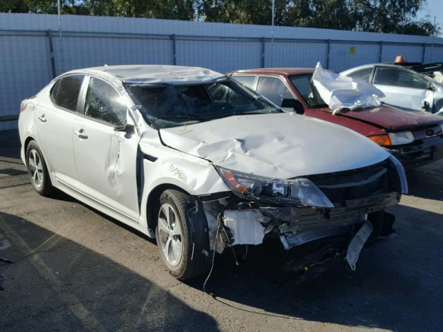 KNAGM4AD7G5099678 - 2016 KIA OPTIMA HYB WHITE photo 1