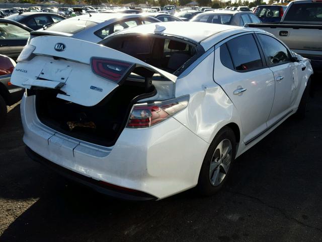 KNAGM4AD7G5099678 - 2016 KIA OPTIMA HYB WHITE photo 4