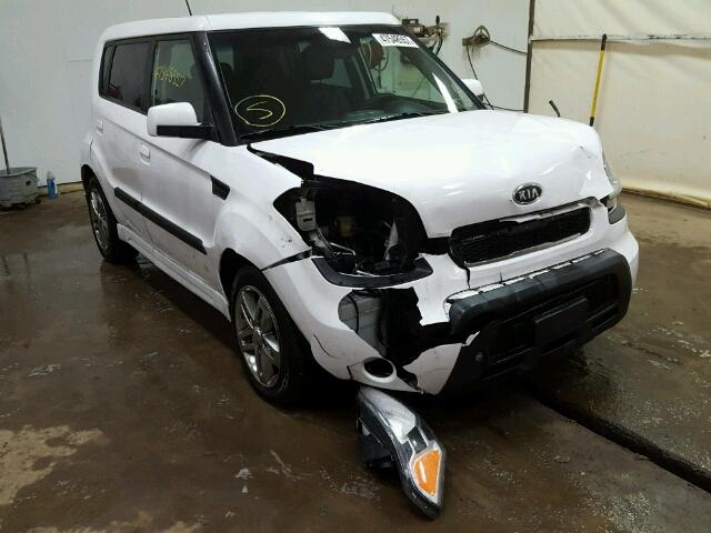 KNDJT2A2XA7703248 - 2010 KIA SOUL + WHITE photo 1