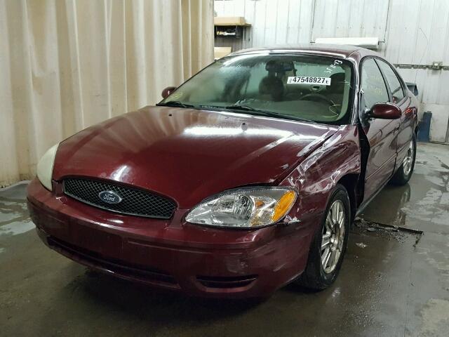 1FAHP56S54G153416 - 2004 FORD TAURUS SEL MAROON photo 2