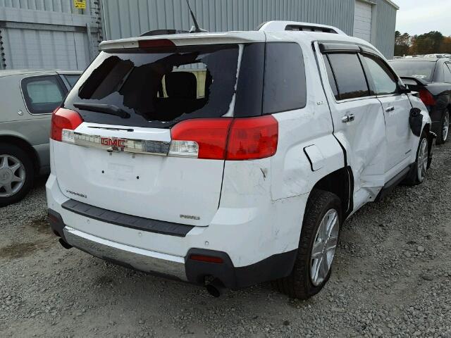 2CTFLXE55B6286117 - 2011 GMC TERRAIN SL WHITE photo 4