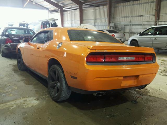 2C3CDYAG4EH139387 - 2014 DODGE CHALLENGER ORANGE photo 3