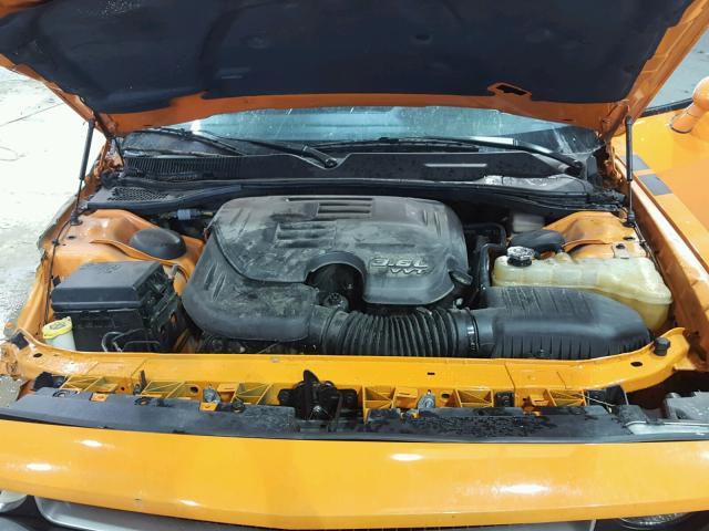 2C3CDYAG4EH139387 - 2014 DODGE CHALLENGER ORANGE photo 7