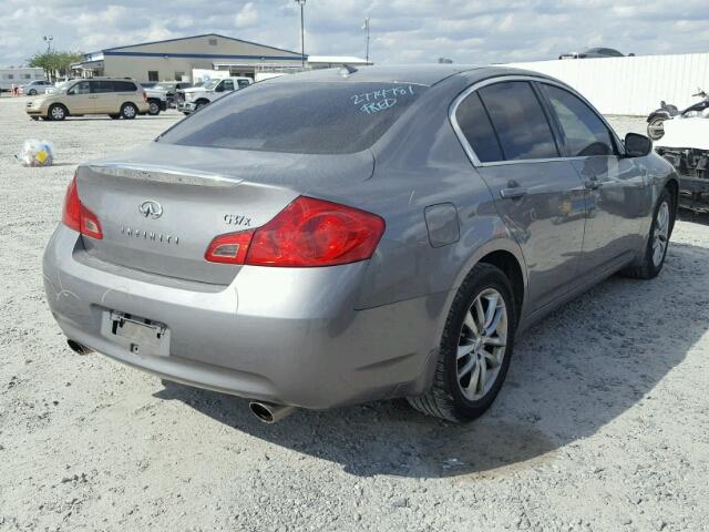 JNKCV61F99M352275 - 2009 INFINITI G37 GRAY photo 4